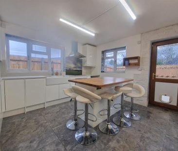 2 bedroom semi-detached house to rent - Photo 2