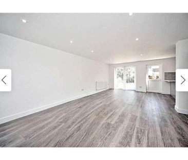 Buckinghamshire Dr, Luton, Bedfordshire, LU2 - Photo 1