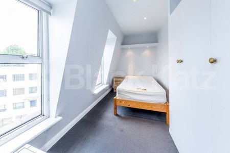 2 bedroom property for 2 sharers with balcony in Dalston - Photo 2