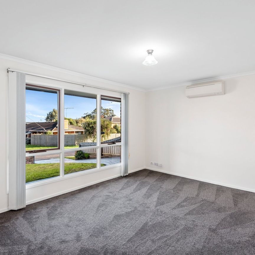 Thinking of selling? Contact our agent - Photo 1