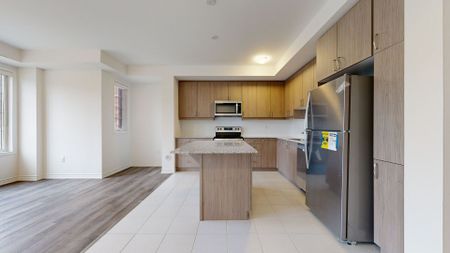 For Lease - 11 Keppel Circle, Brampton, Ontario - Photo 4