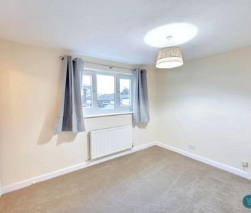 4 bedroom detached house to rent - Photo 4