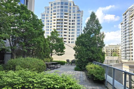 For Lease - 1 Rean Drive Unit# 2212, Toronto, Ontario - Photo 4