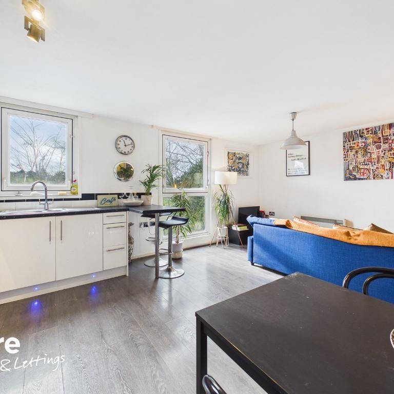 1 bedroom apartment to rent - Photo 1