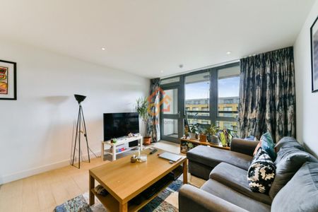 17 Canalside Square, London, N1 - Photo 3