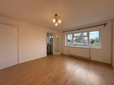 Sutton Hall Road, Hounslow, TW5 - Photo 3