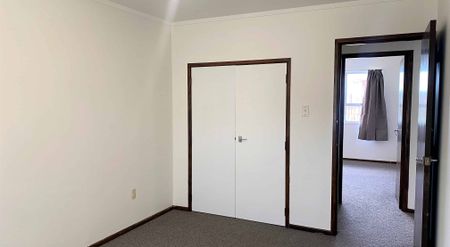 3 Bedrooms on Mataroa Rd - Photo 5