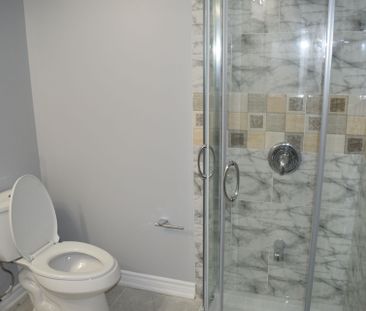 For Lease - 7435 Saint Barbara Boulevard, Mississauga, Ontario - Photo 6