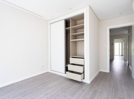 Lisboa, Lisbon 2620-170 - Photo 2