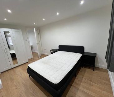 1 bedroom in a house share to rent - Photo 6