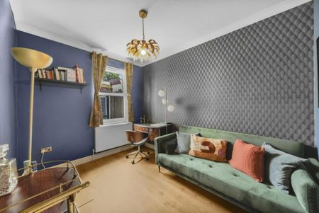 2 bedroom ground floor flat to rent - Photo 4