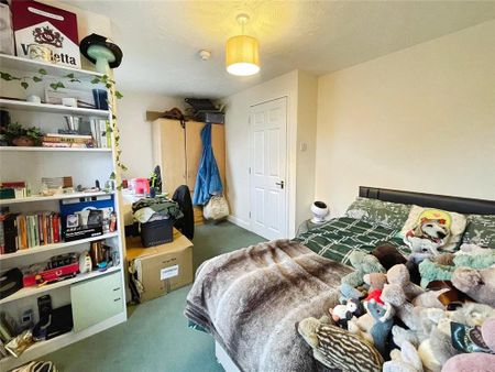 6 bedroom terraced house to rent - Photo 2
