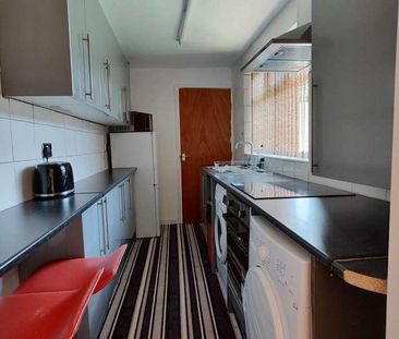 Spare Room, Bed House - Norwood Road, NG7 - Photo 4