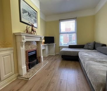 8 Pakenham Street, Belfast, BT7 1AB - Photo 2