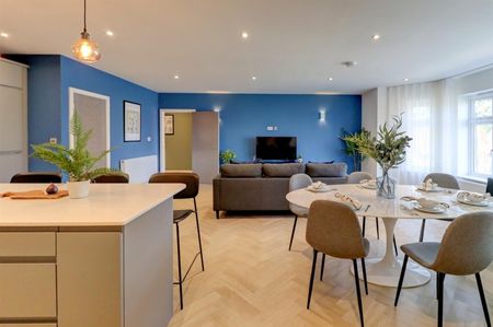 2 BED Apartment To rent - Photo 4