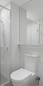 Two Bedroom Apartment in the heart of Melbourne CBD - Photo 3