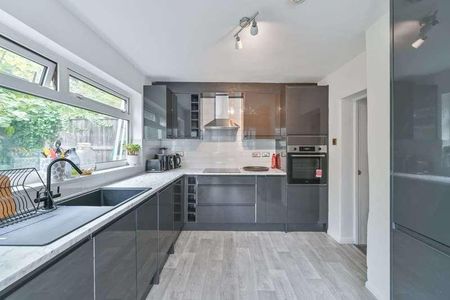 Hazelbank Road, Catford, SE6 - Photo 4