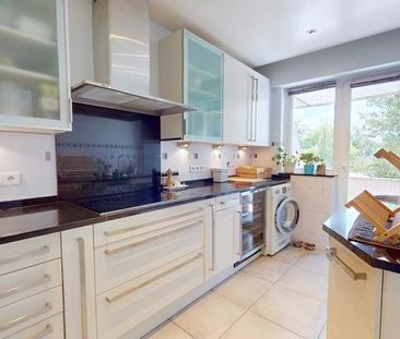 Appartement te huur - Foto 3