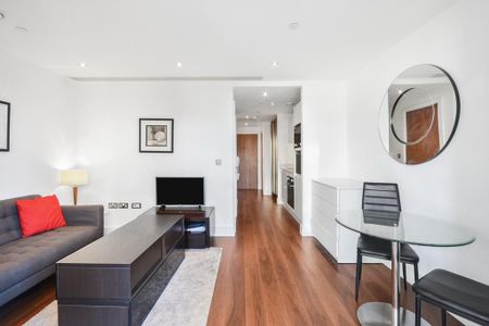 Studio to rent - Photo 3