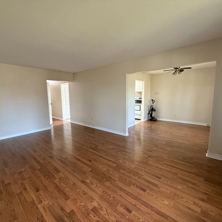 For Lease - 36 Rosefield Drive, Halton Hills, Ontario - Photo 1