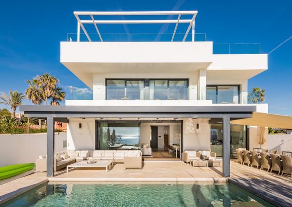 Luxury Villa for rent in Marbella Del Este, Spain