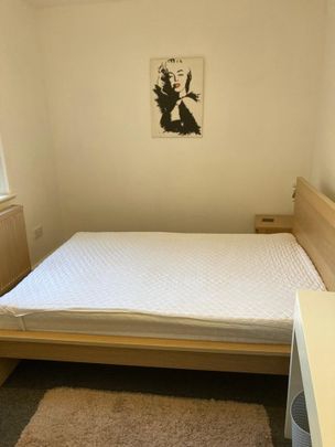 2 Bed Flat, Church Rd, BS5 - Photo 1