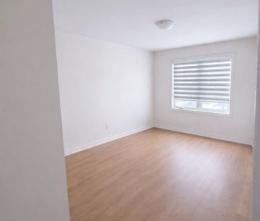 For Lease - 71 Greer Street, Barrie, Ontario - Photo 2