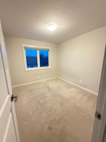 For Lease - 160 Stanley Street Unit# 4, Norfolk, Ontario - Photo 3