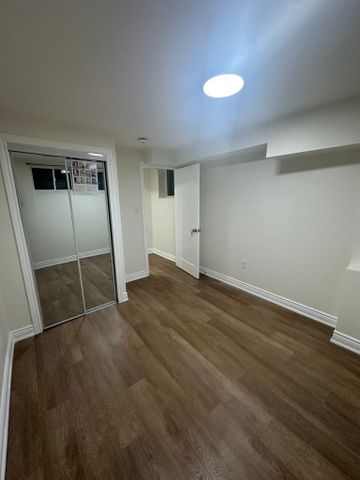 For Lease - 138 Sutherland Avenue, Bradford West Gwillimbury, Ontario - Photo 3