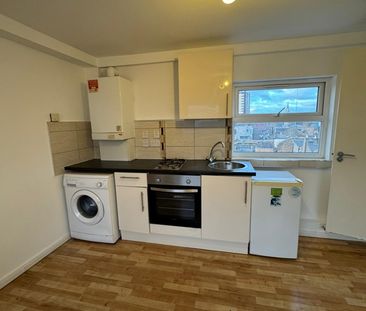 Studio Flat, Downs Road, E5 - Photo 1