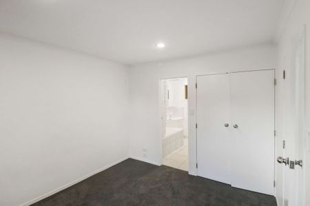 One bedroom Unit! - Photo 4