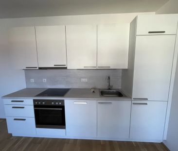 2-Zimmer-Wohnung mit großzügiger Terrasse - zentrale Lage - Foto 2