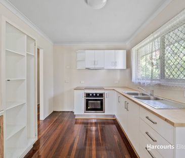 Neat, Tidy & Ready to Move In - Photo 4