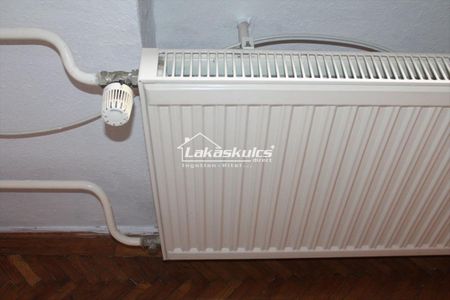 Kiadó átlagos állapotú lakás - Tatabánya - Photo 3