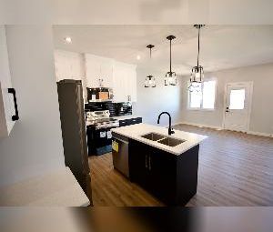 3 Bed Den 2.5 Bath Dbl Garage Westpark Fort Saskatchewan - Photo 4