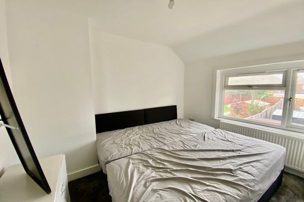 Godwin Road, Hove - Photo 1