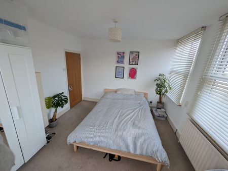 2 Bed Flat, Danbrook Road, SW16 - Photo 5