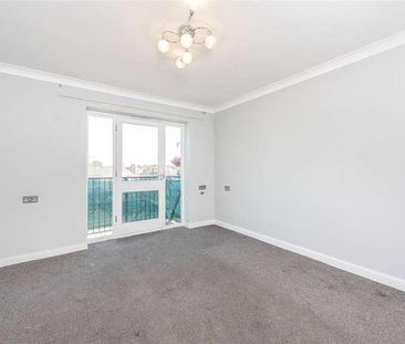 Neville Close, Hounslow, London, TW3 - Photo 3