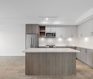 For Lease - 333 Sunseeker Avenue Unit# 407, Innisfil, Ontario - Photo 3