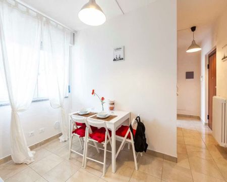 Via Giuseppe Regaldi, Milan, Lombardy 20161 - Photo 2