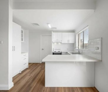 2 Bedroom Home - Photo 2