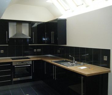 1 bedroom apartment to rent - Photo 2