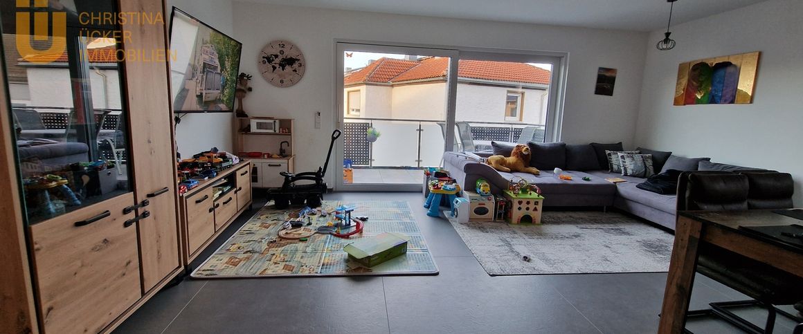 Moderne * neuwertige * 3 Zimmerwohnung mit Balkon und Aufzug – Rödermark Ober-Roden - Foto 1