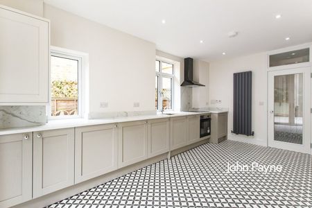 Halstow Road, London, SE10 - Photo 3