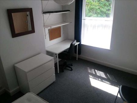 Bedroom Student House - Ilkeston Road (bills Included), NG7 - Photo 4