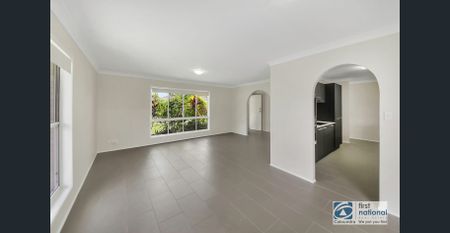 Move-In Ready Home on a Large Corner Block - Photo 3