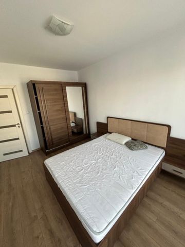 Apartament cu 3 camere, 64 mp, zona Republicii - Photo 3