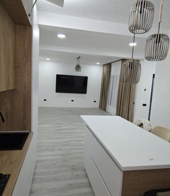 Vila P+1 de inchiriat LAZU - Photo 1