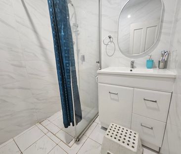 Charming Red Brick house for Rent - Photo 1