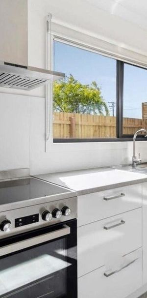 Mount Ousley - Photo 1